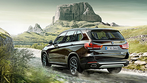BMW X5 Series BMW X5 Series extreme driving conditions